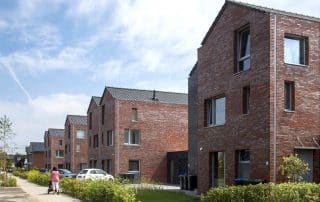 Acht geschakelde woningen te Zuidbroek