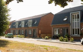 Wijkvernieuwing met 20 huur- en koopwoningen Eerbeekse Enk