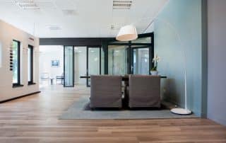 Verbouw kantoor en bedrijfsruimte voor Finstral Nederland