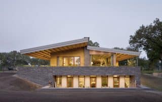 Vrijstaand huis in putten seniorenwoning baksteen en hout moderne architectuur energie opwekkende woning